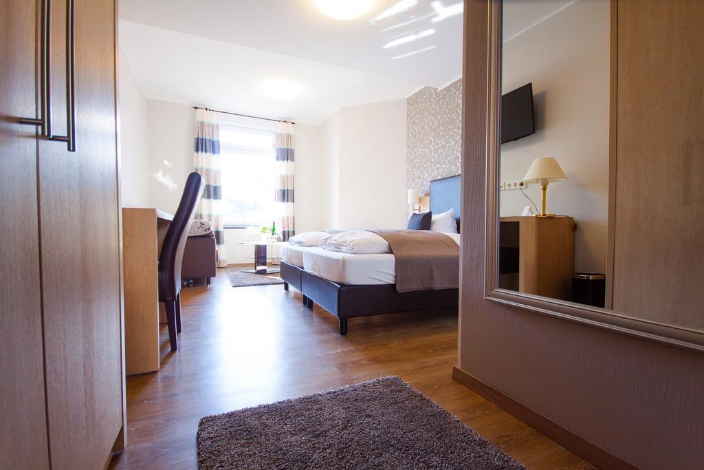 Mayer'S Weinhotel Zell an der Mosel Esterno foto